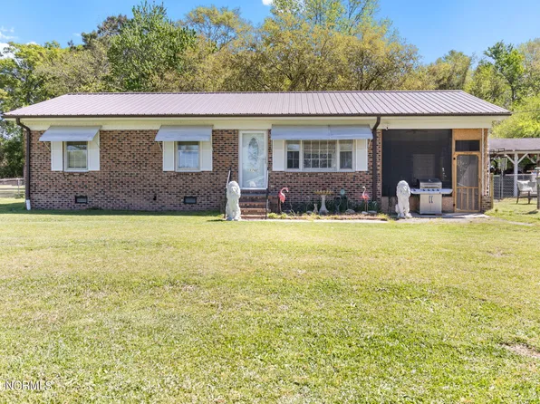 1742 Richardson Road, Bladenboro, NC 28320