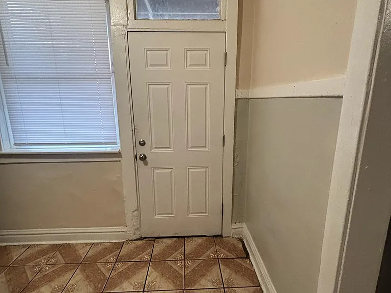 1149 S Austin Blvd #1 — Photo 22