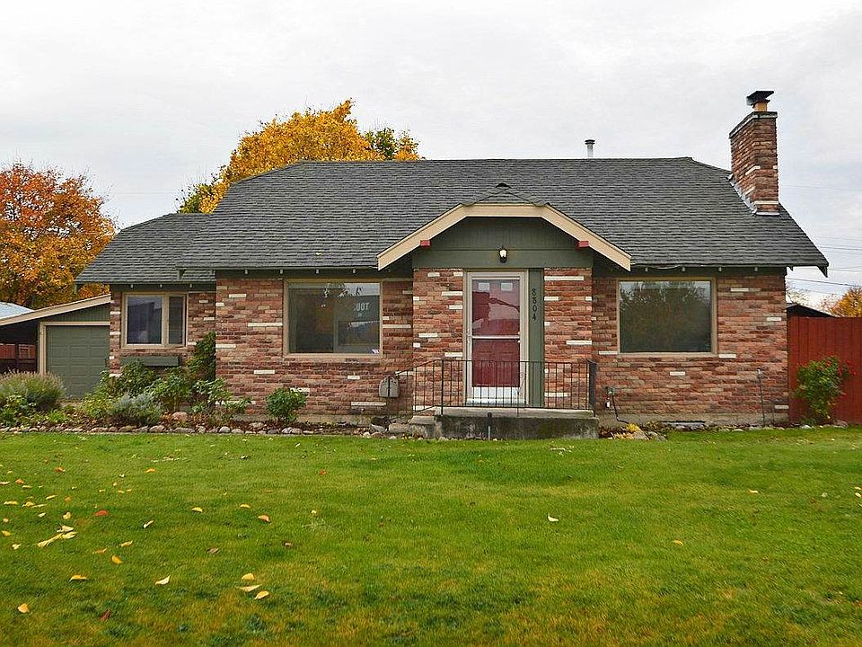 024_Front Exterior