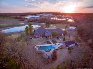 180 Coyote Trl, Ada, OK 74820