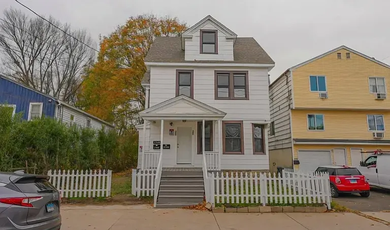 105 Asylum St #1-2-3 — Photo 1