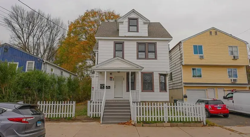 105 Asylum St #1-2-3