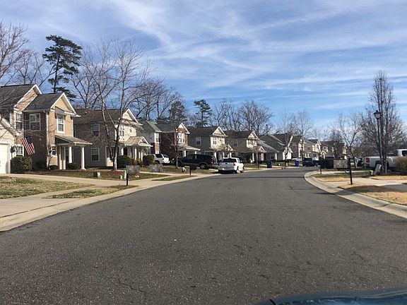 5th image of 309 Waterlemon Way
