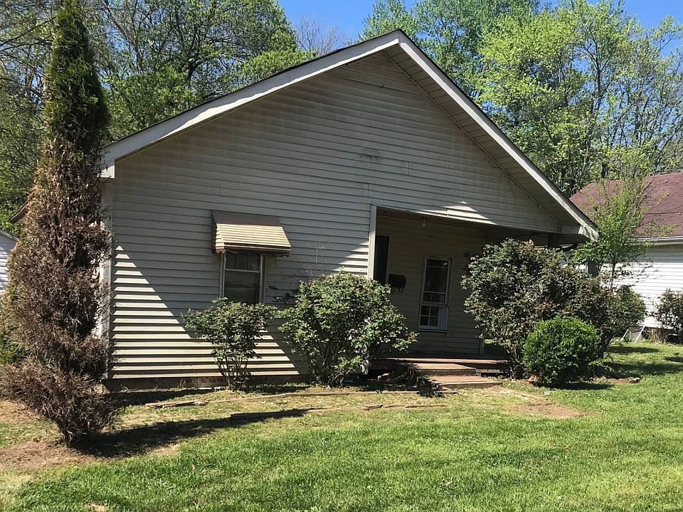 1st image of 318 McKenna St