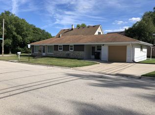 1701 Pine St, South Milwaukee, WI 53172