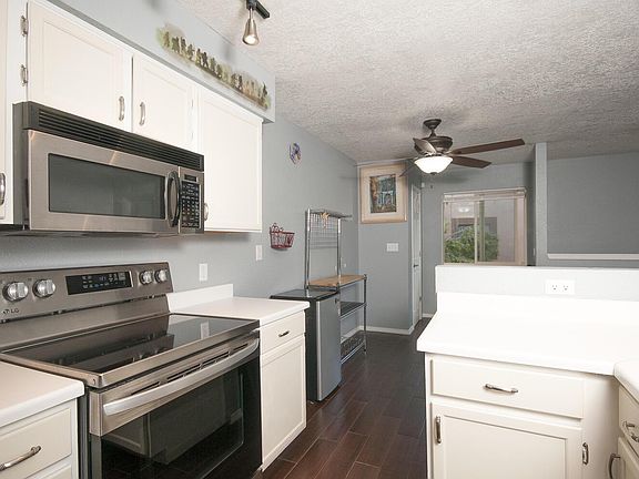 4th image of 4801 Irving Blvd NW Unit 804