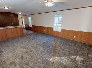 800 Old Whiteville Rd #50, Lumberton, NC 28358