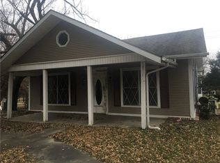 2909 Main Dr, Fayetteville, AR 72704