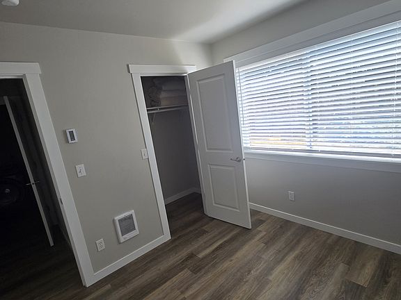 2nd image of 312 35th St SE