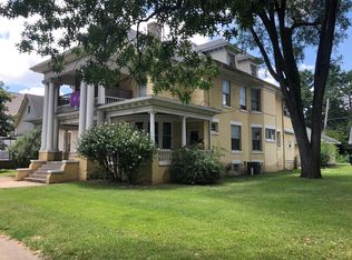 911 S 6th St #A & B, Terre Haute, IN 47807