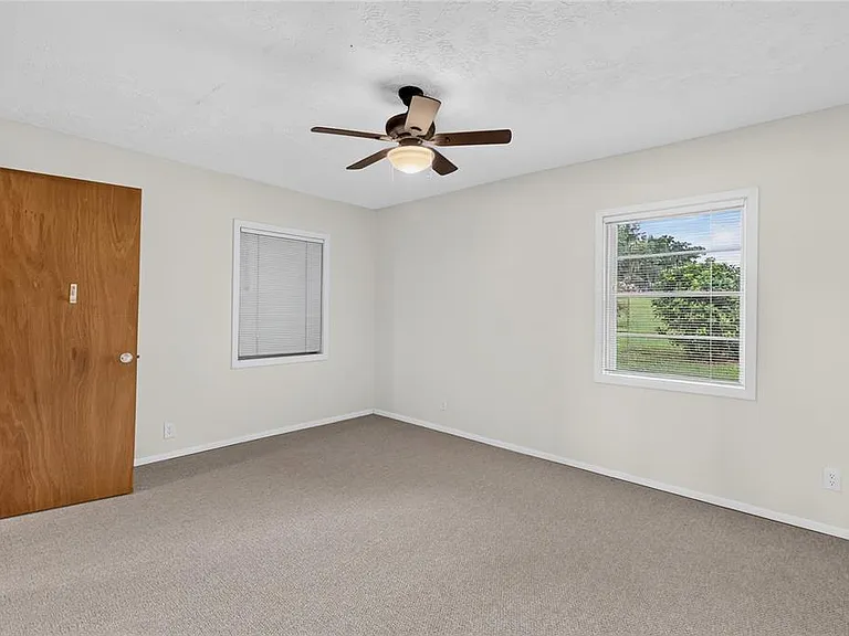 767 Edison Rd — Photo 33