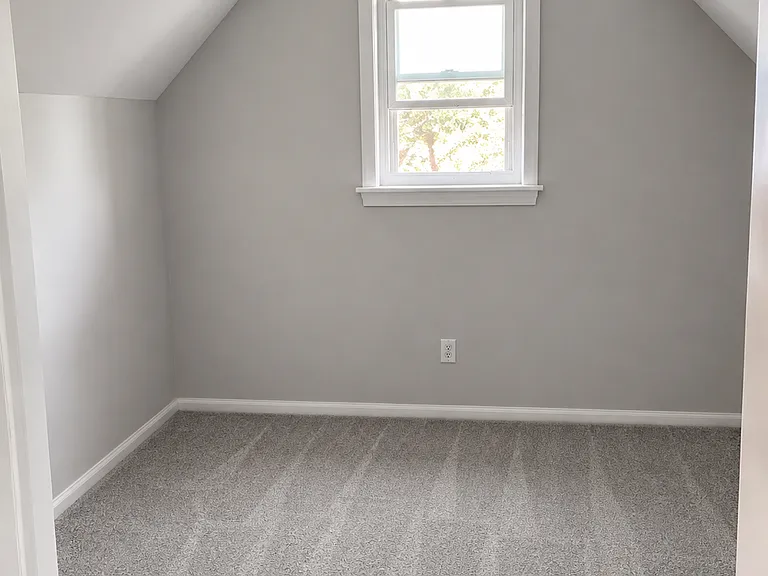 18221 Hanna St — Photo 14