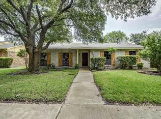 2807 Rickenbacker Dr, Dallas, TX 75228