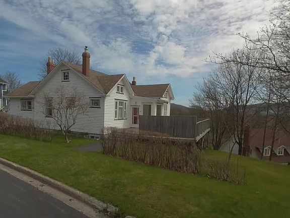 4th image of 8 Glenridge Crescent