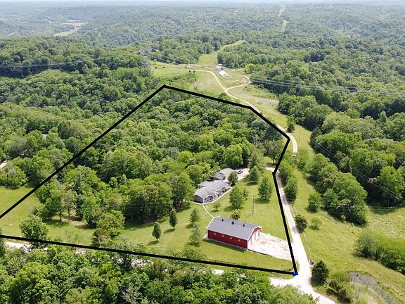 2nd image of 75 Noahs Ln