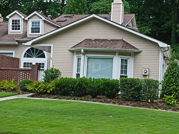 Front elevation of Townhome