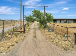 25055 N Naples St, Paulden, AZ 86334