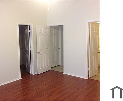 4th image of 5133 Breeze Hollow Ct
