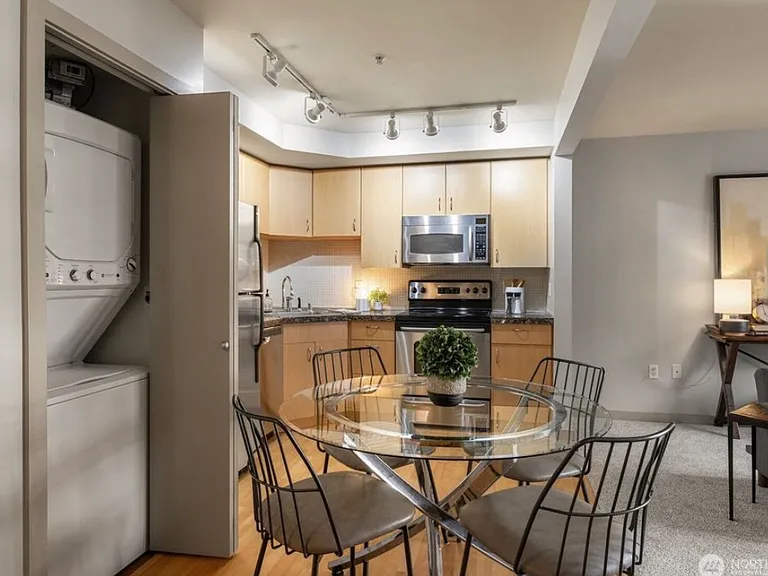 103 Bellevue Ave E #302A — Photo 5