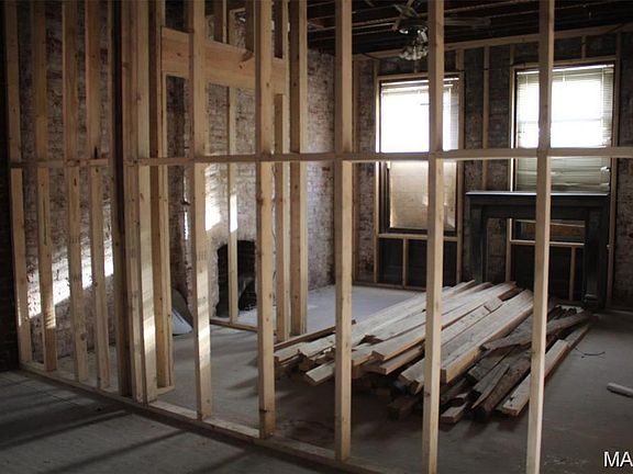 2nd image of 3225 Greer Ave