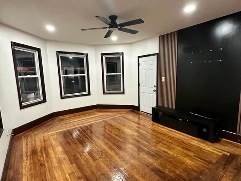 130 Church St #3 — Photo 16