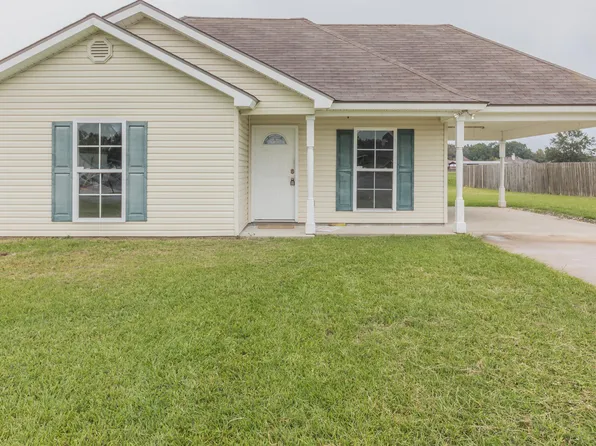1029 Gary Dr, Breaux Bridge, LA 70517