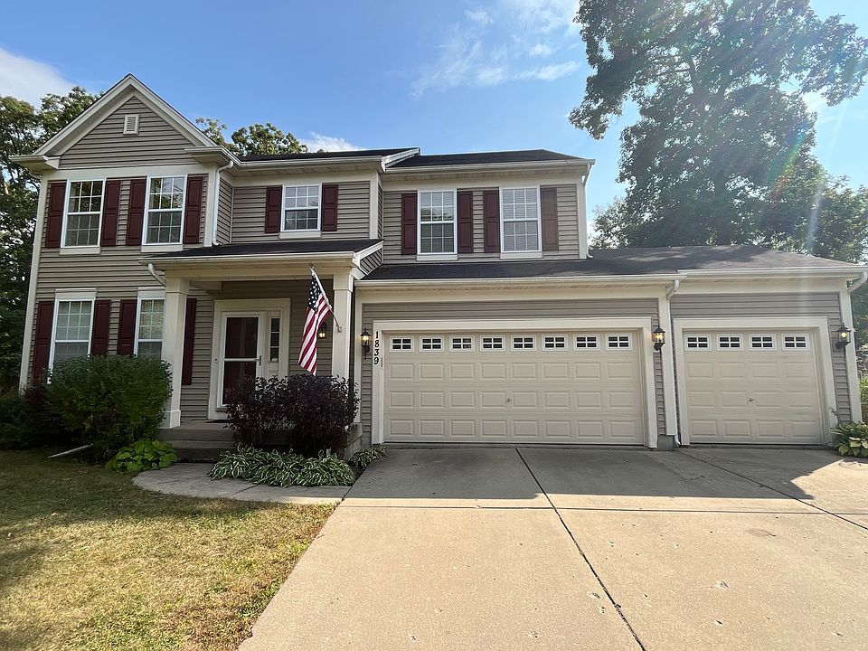 1st image of 1839 W Greenleaf Ct