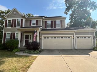 1839 W Greenleaf Ct, Round Lake, IL 60073