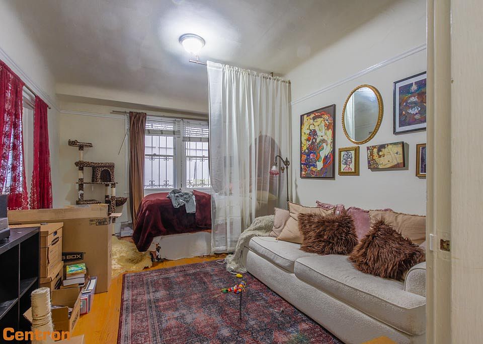 1st image of 1920 Sacramento St #2A
