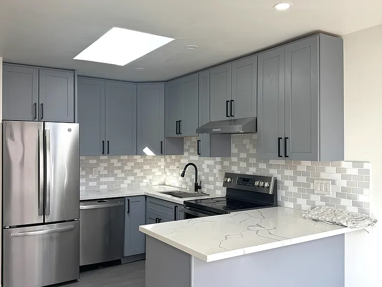 105 Sickles Ave #4 — Photo 5