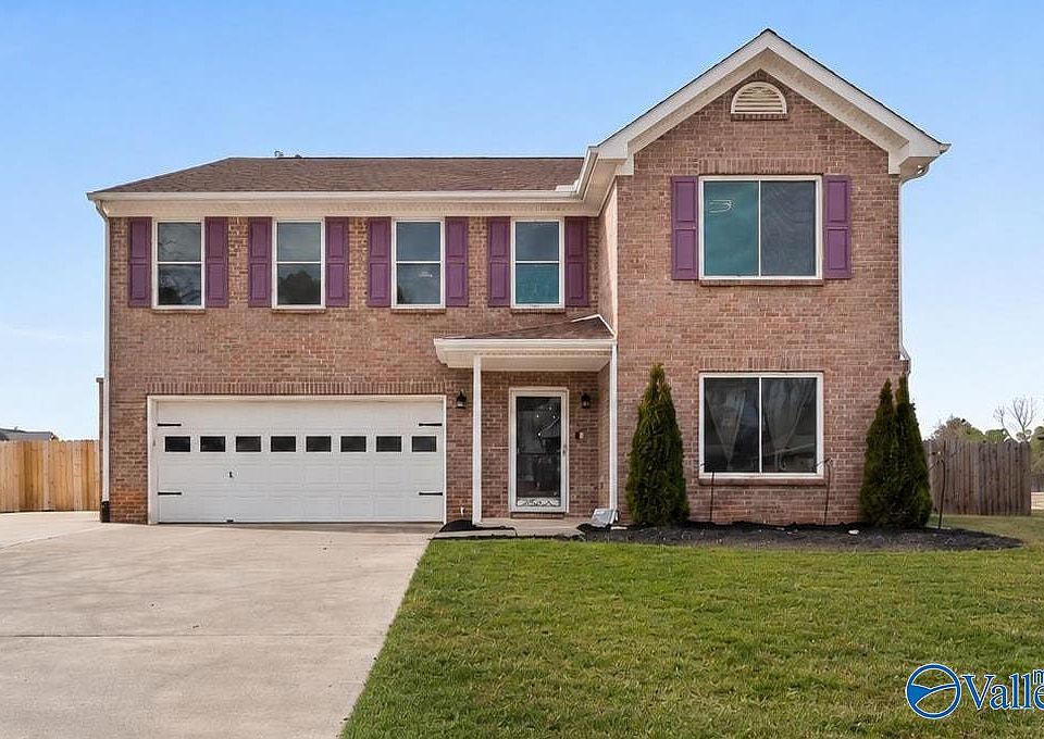 1st image of 150 Antique Rose Dr