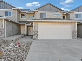 5505 W Liberator Cir, Sioux Falls, SD 57107