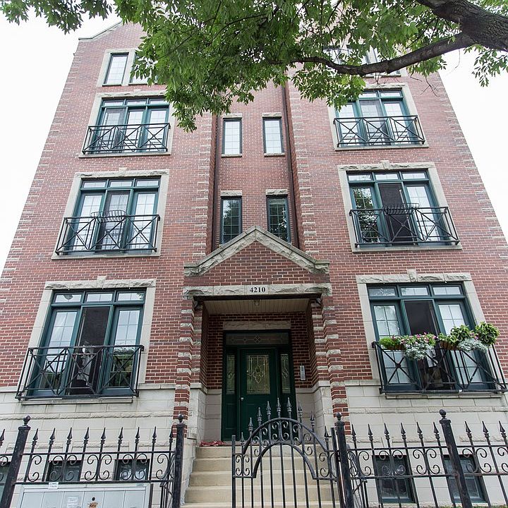 1st image of 4210 N California Ave APT 3S