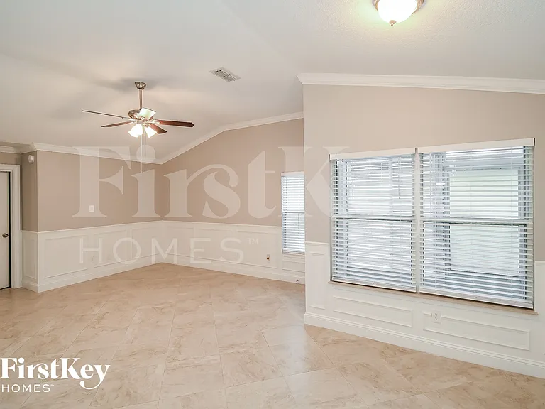 12342 Carriann Cove Trl S — Photo 3