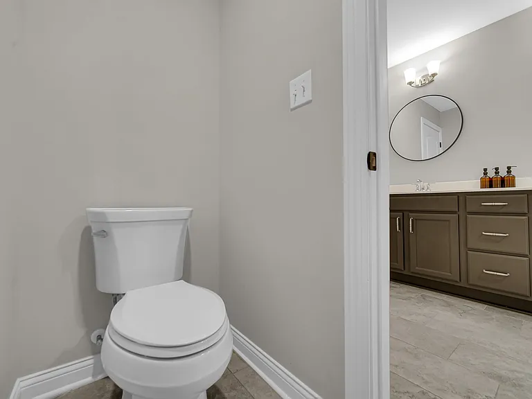9945 Beacon Pointe Ln — Photo 20