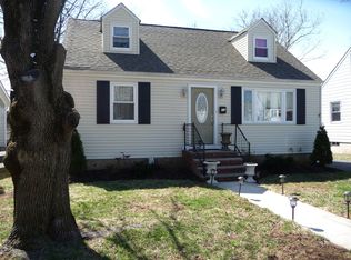 23 Glaser Ave, Raritan, NJ 08869