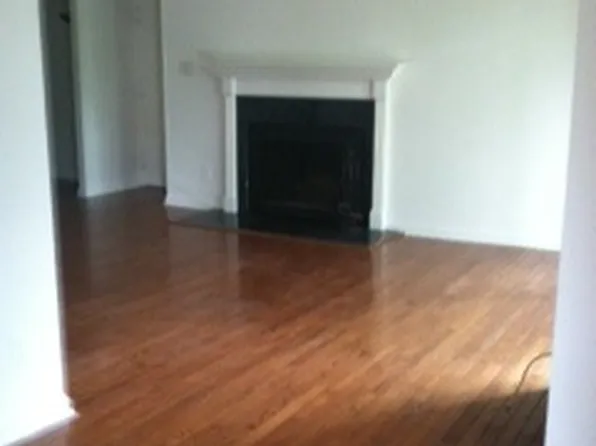 132 Duvall Ln #215-30, Gaithersburg, MD 20877