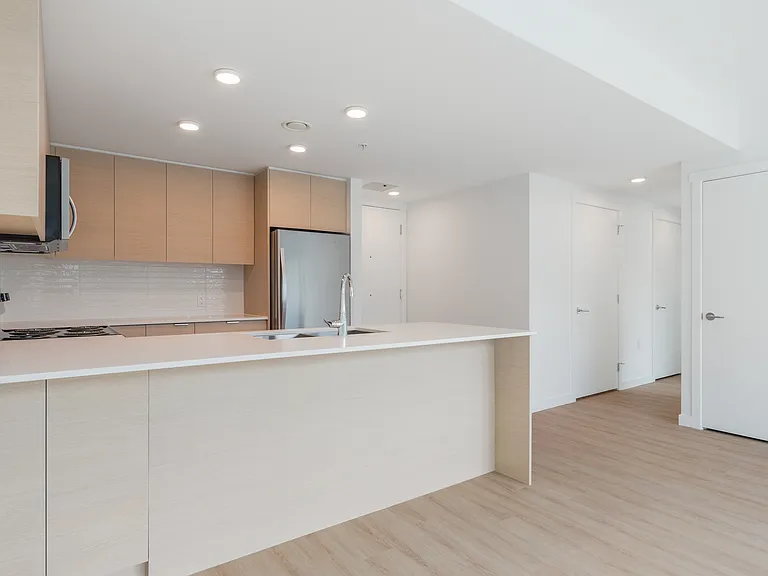 3655 Victoria Dr — Photo 86