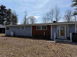 21 Roycraft Road, Manchester, NH 03103