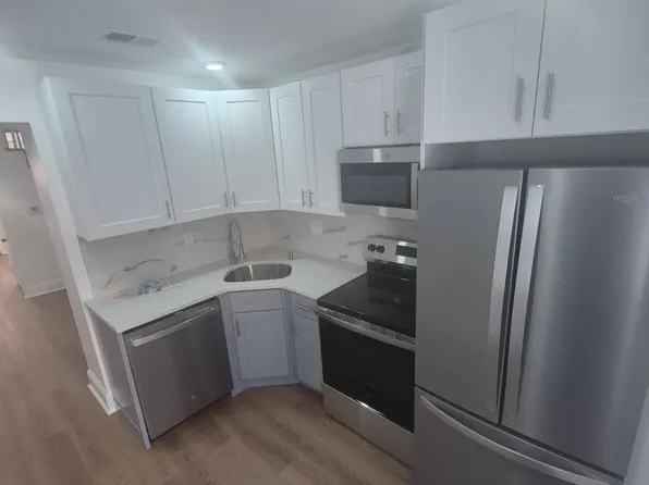 1821 E Oakdale St, Philadelphia, PA 19125