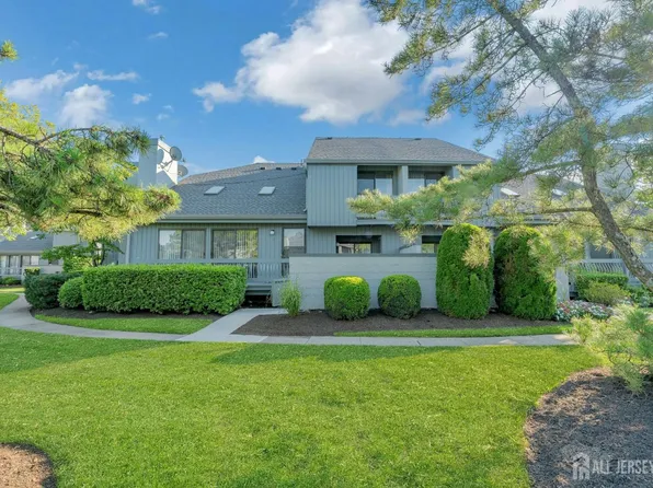 148 Linda Ln, Edison, NJ 08820