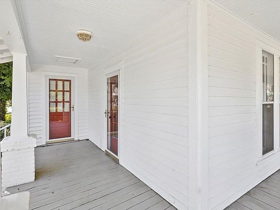 5th image of 407 W Harnett St