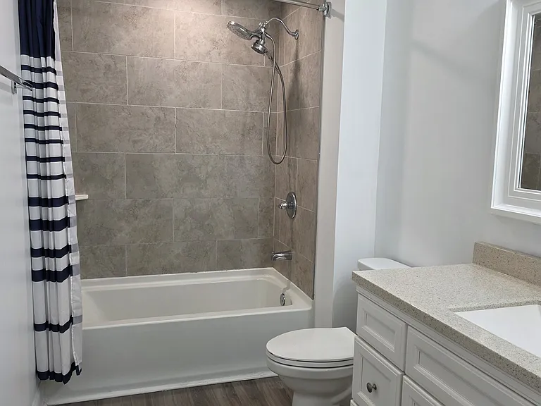 208 Archer St — Photo 11