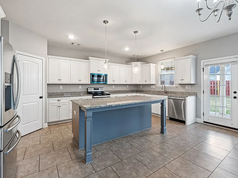 3070 Margot Ln — Photo 10