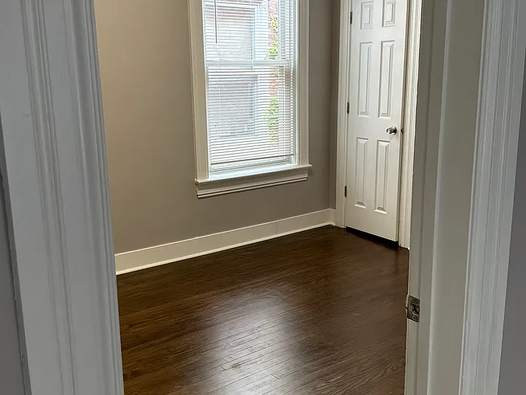 7225 S Champlain Ave — Photo 19