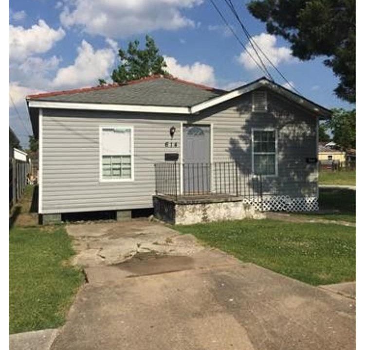 1st image of 614 Thayer St