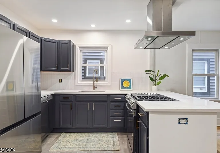 21 Central Ave #1R — Photo 11