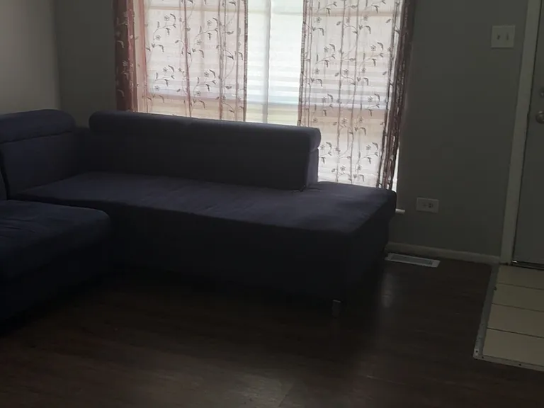 Willow Tree Ave — Photo 3