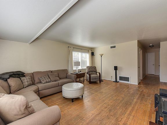 5th image of 5129 Diablo Dr