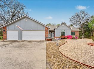 16 Saint Andrews Cir, Bella Vista, AR 72715